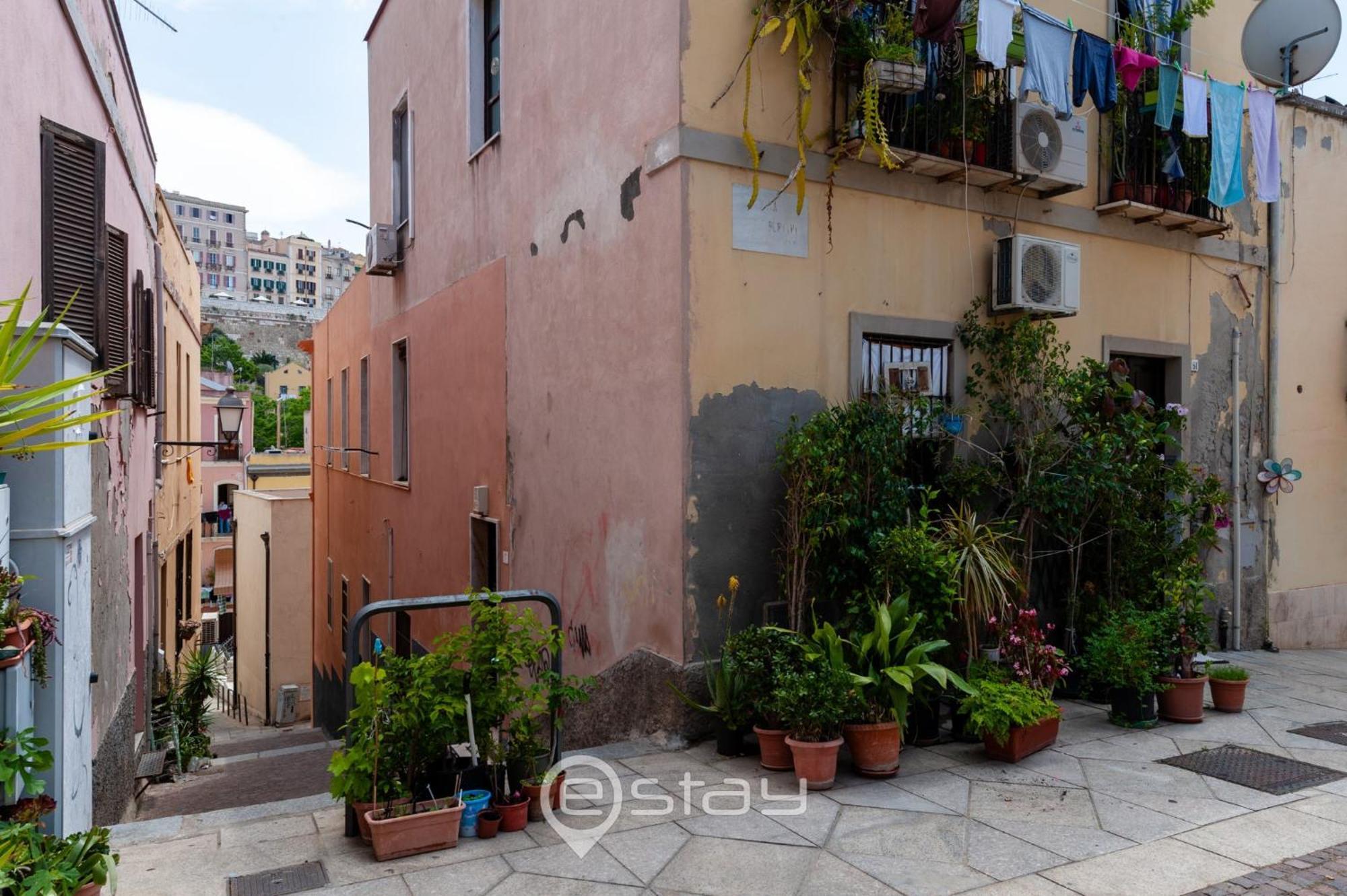 Apartmán Charm In Siotto Pintor Cagliari Exteriér fotografie